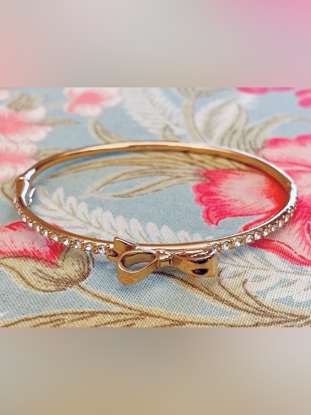 Kate spade Love Notes Bow Crystal Bangle Bracelet - 14K Gold Fill